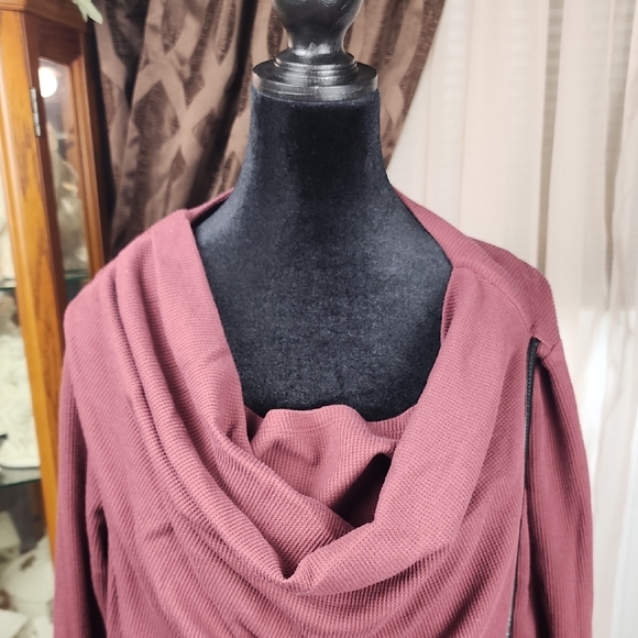 ANDREW MARC  Women's Long Sleeve Asymmetrical Thermal Tunic Faux Leather Trim 3X - Picture 2 of 11